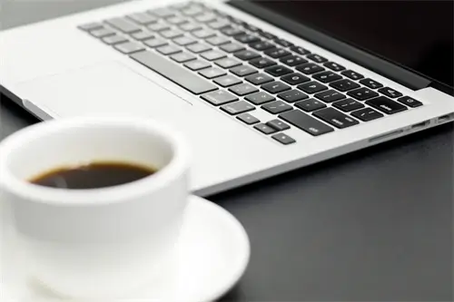 介绍公司简历英语作文